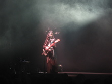 PJ Harvey live