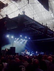 PJ Harvey live
