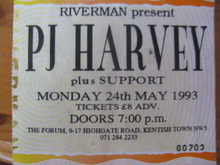 PJ Harvey live