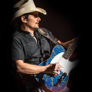 Brad Paisley Plays Grand Ole Opry with Sarah Darling