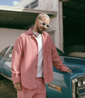 J Balvin Releases Three Color-Themed Live Videos for 'Colores