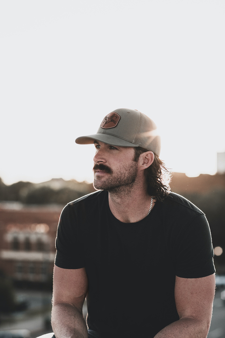 Country music artist Riley Green to perform at Walmart AMP