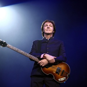 Paul McCartney live.