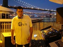 Victor Simonelli Concert Tickets - 2026 Tour Dates