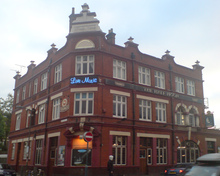 Half Moon, Putney
