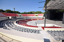 İzmir Açıkhava Tiyatrosu, Izmir