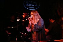 Julide Ozcelik Concert Tickets - 2026 Tour Dates