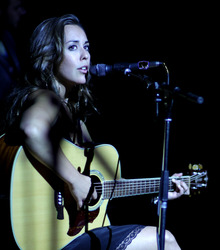 Mara Simpson Concert Tickets - 2026 Tour Dates