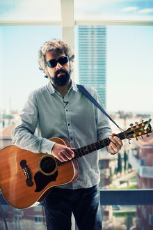 Sr. Chinarro Concert Tickets - 2026 Tour Dates.