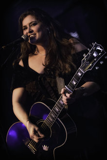 Shelley King Concert Tickets - 2026 Tour Dates.