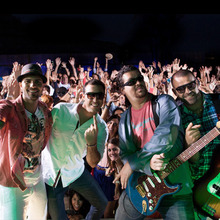 EFECTO PASILLO Concert Tickets - 2026 Tour Dates