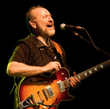 Colin Hay Tour Experience in 2025