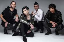 Marianas Trench live.