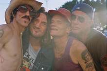 Red Hot Chili Peppers live.