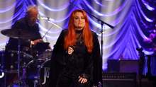 The Judds live.
