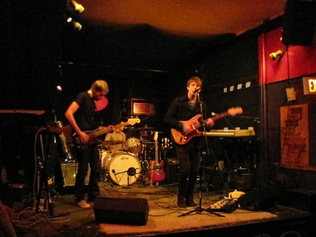 Model Stranger — Emerald Lounge, 2013-10-01