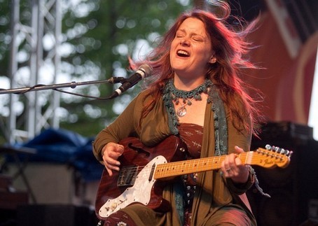 Carolyn Wonderland at WC Handy Blues and Barbecue Festival 2011