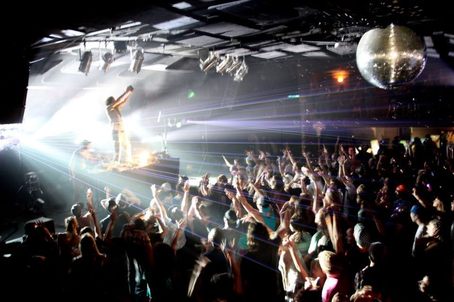 Gaudi Concert Tickets - 2026 Tour Dates.