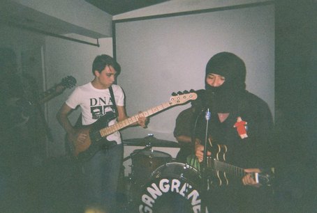 Shark Toys — Third Space, 2014-01-17