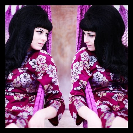 Olivia Jean — Mirror Mirror, 2023-10-13