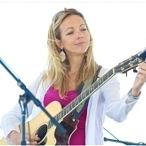 Melanie Dekker Concert Tickets - 2026 Tour Dates