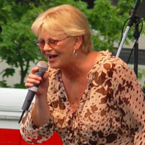 Bonnie Bramlett Tour Announcements 2024 & 2025, Notifications, Dates,  Concerts & Tickets – Songkick