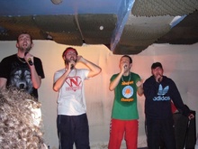 Goldie Lookin Chain live.