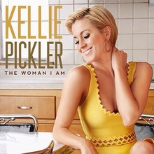 Kellie Pickler live.