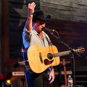 tracy byrd tour schedule