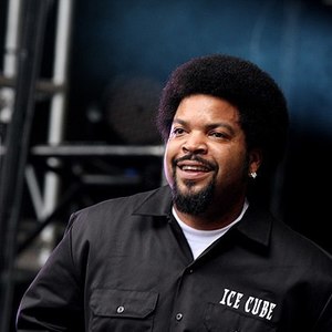 Ice Cube live.