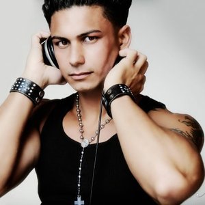 DJ Pauly D live