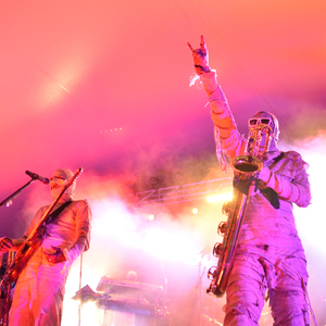 Here Come the Mummies live