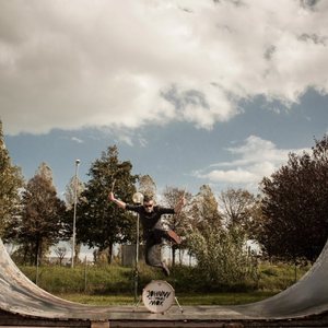 Johnny Mox Concert Tickets - 2026 Tour Dates.