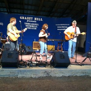 2-bit Palomino Concert Tickets - 2026 Tour Dates.