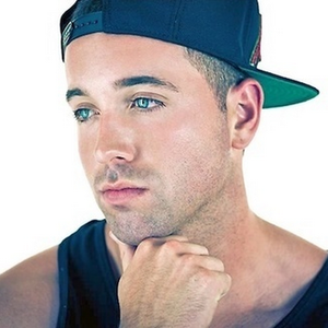 Mike Stud live