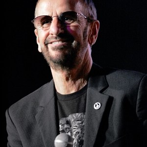 Ringo Starr live.