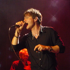 a-ha live.